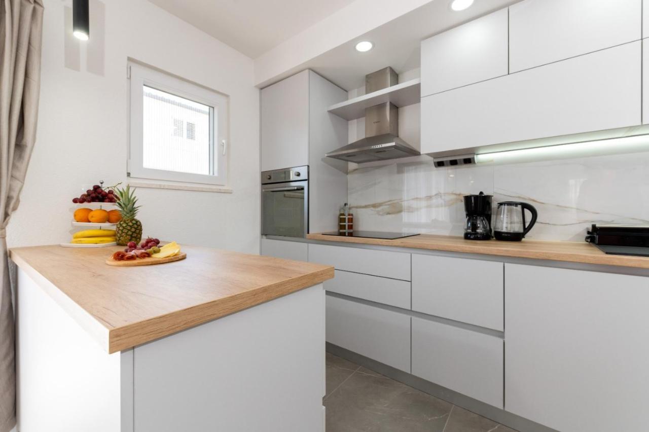 Apartment Vuletin Kastela Luaran gambar